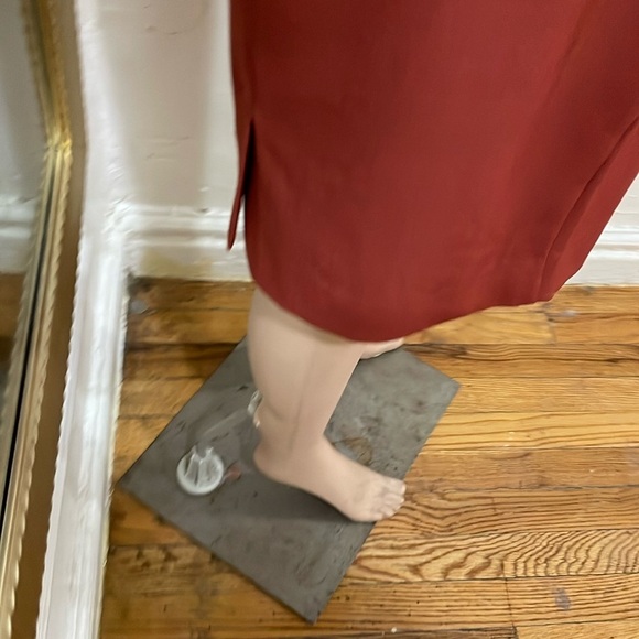 MM.LaFleur Rust Dress - Picture 6 of 16